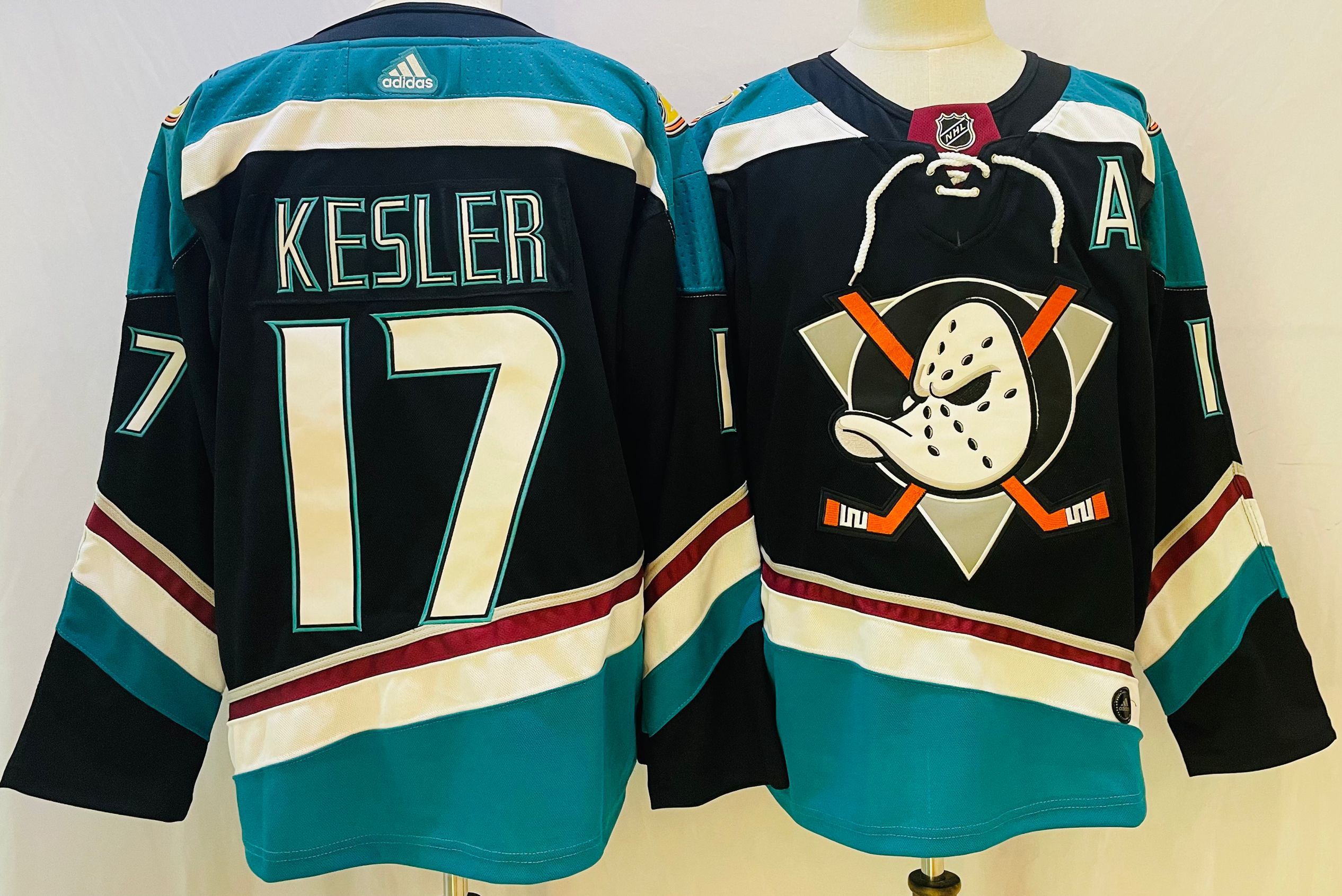 Men Anaheim Ducks #17 Kesler Black Throwback 2022 Adidas NHL Jersey